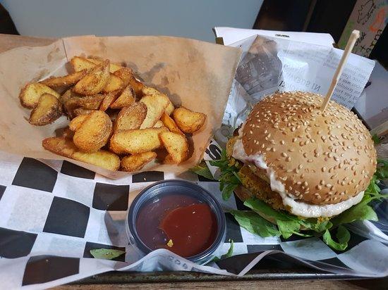 Burgery Nocą